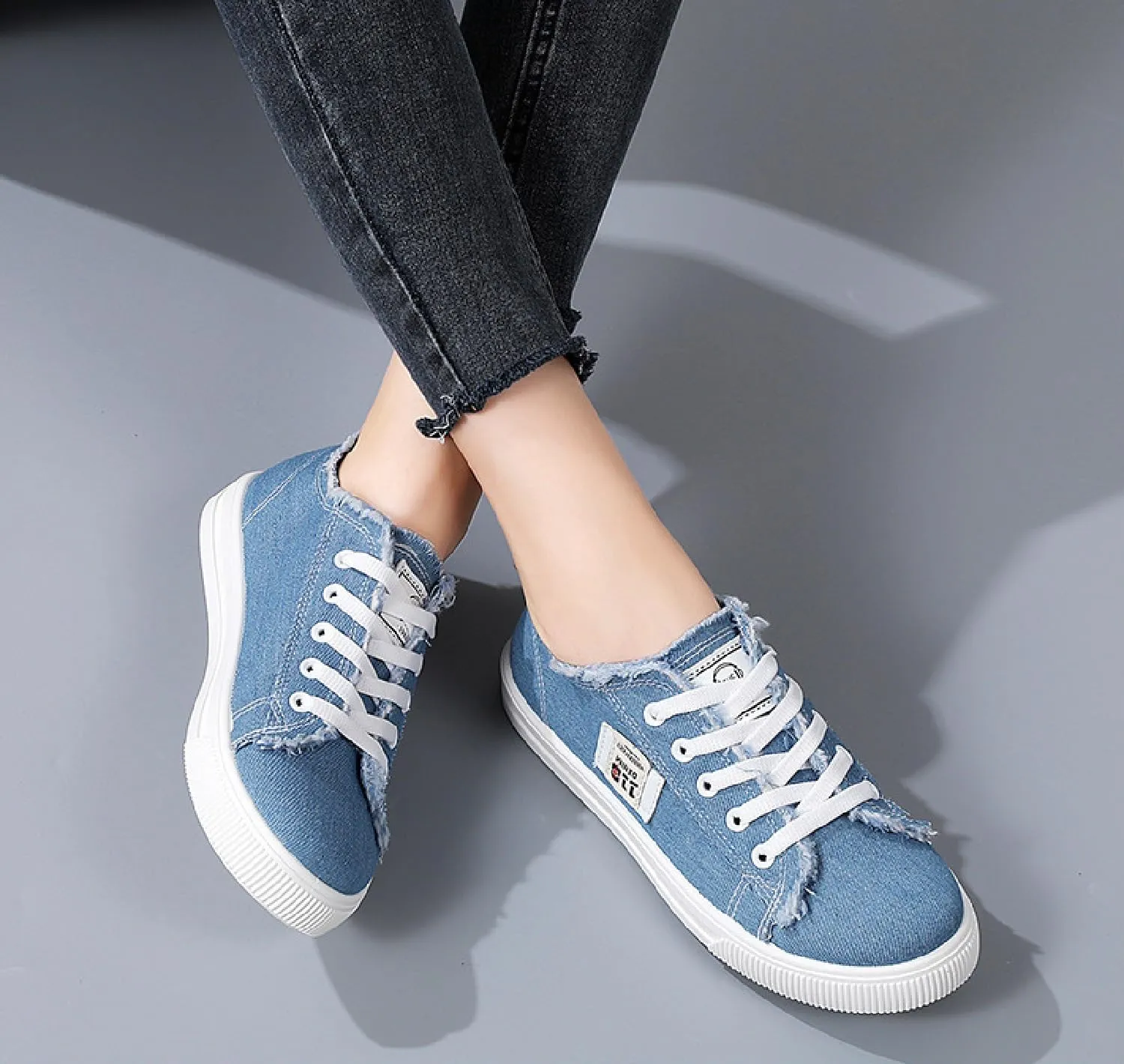 2024 New Women's Canvas Shoes Fringed Hem Denim Fabric Autumn Style Spring Casual Sports Preppy Flat Sneakers for Students