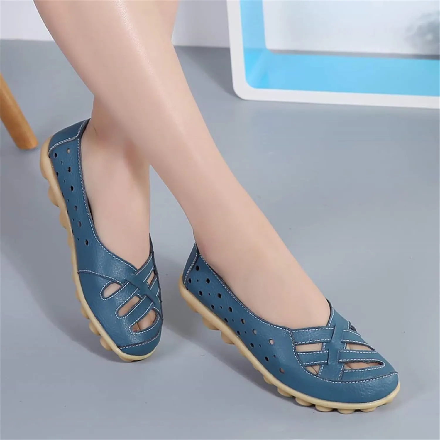 Flats for Women Comfort Loafers Breathable Closed Toe Sandals Leather Hollow Soft Summer Slip on Shoes Walking Office Driving Fashion Shoes