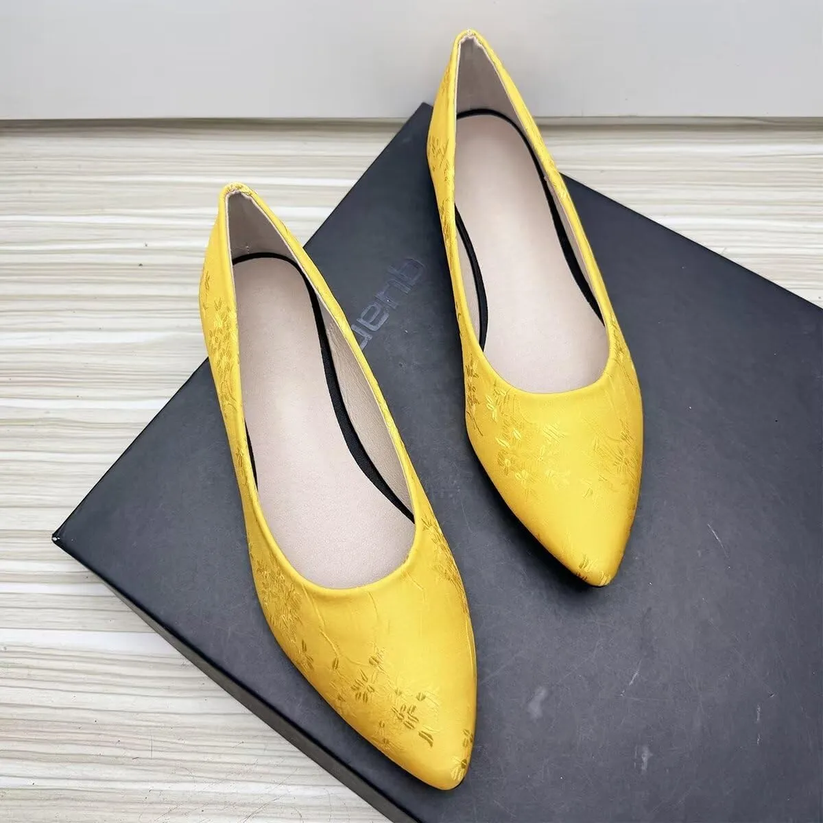 Hee grand Classic Solid Pointed Toe Ballet Flats Womens Shallow Satins Dress Shoes Casual Comfort Slip-On Loafers Light Weight Walking Flats