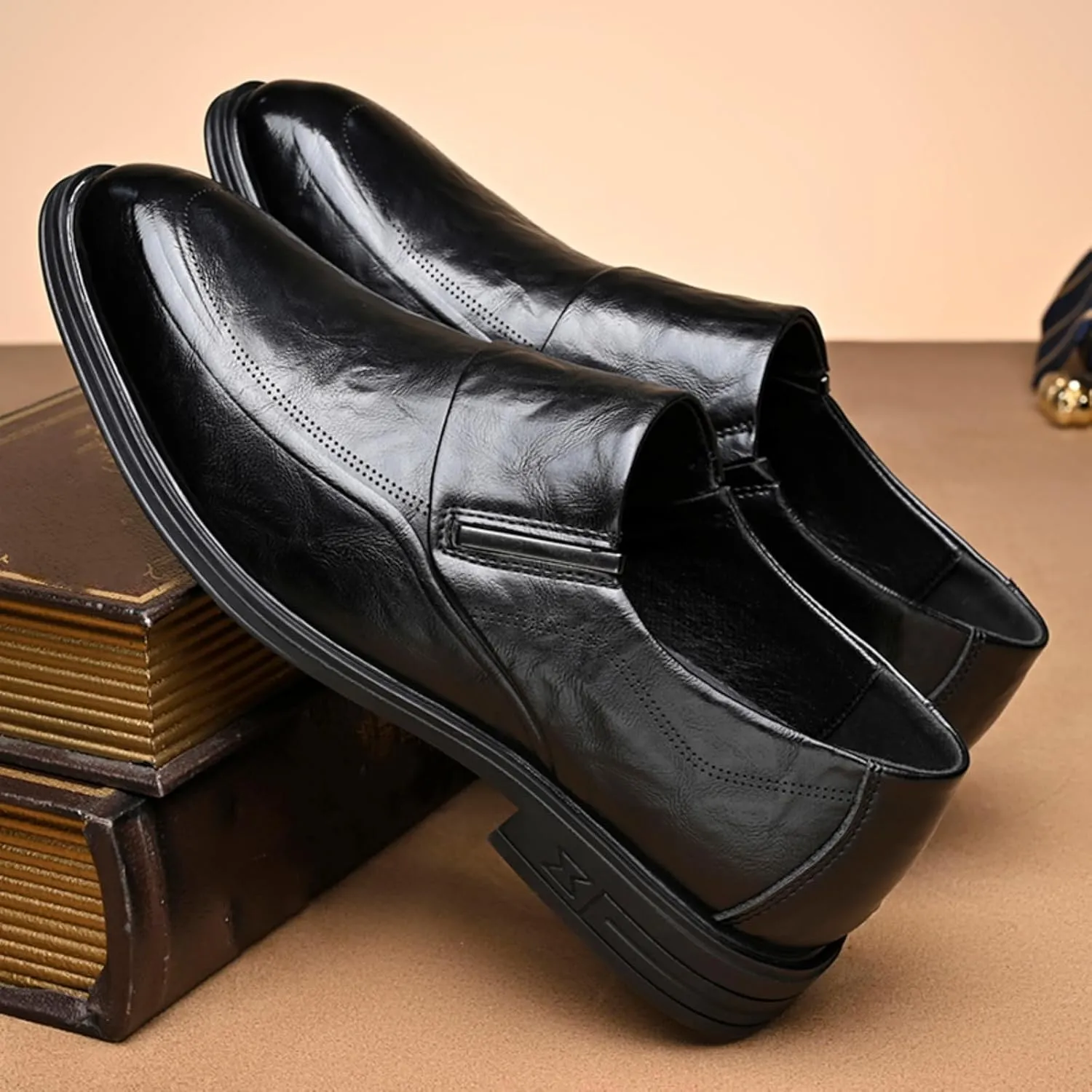 Mens Retro Leather Slip On Dress Loafers Classic Low Heels Pointed Toe Penny Shoes for Formal Business Wedding Office