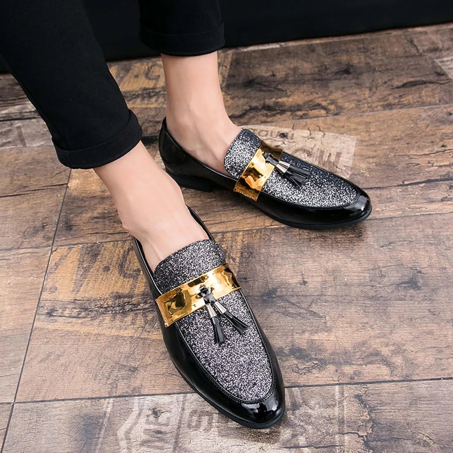 Mens Slip on Glitter Pointed Toe Leather Shoes with Fringe Decoration Chelsea Shoes Mens Formal Loafers Suitable for Daily wear, Party, Nightclub, Date, Formal wear, etc.