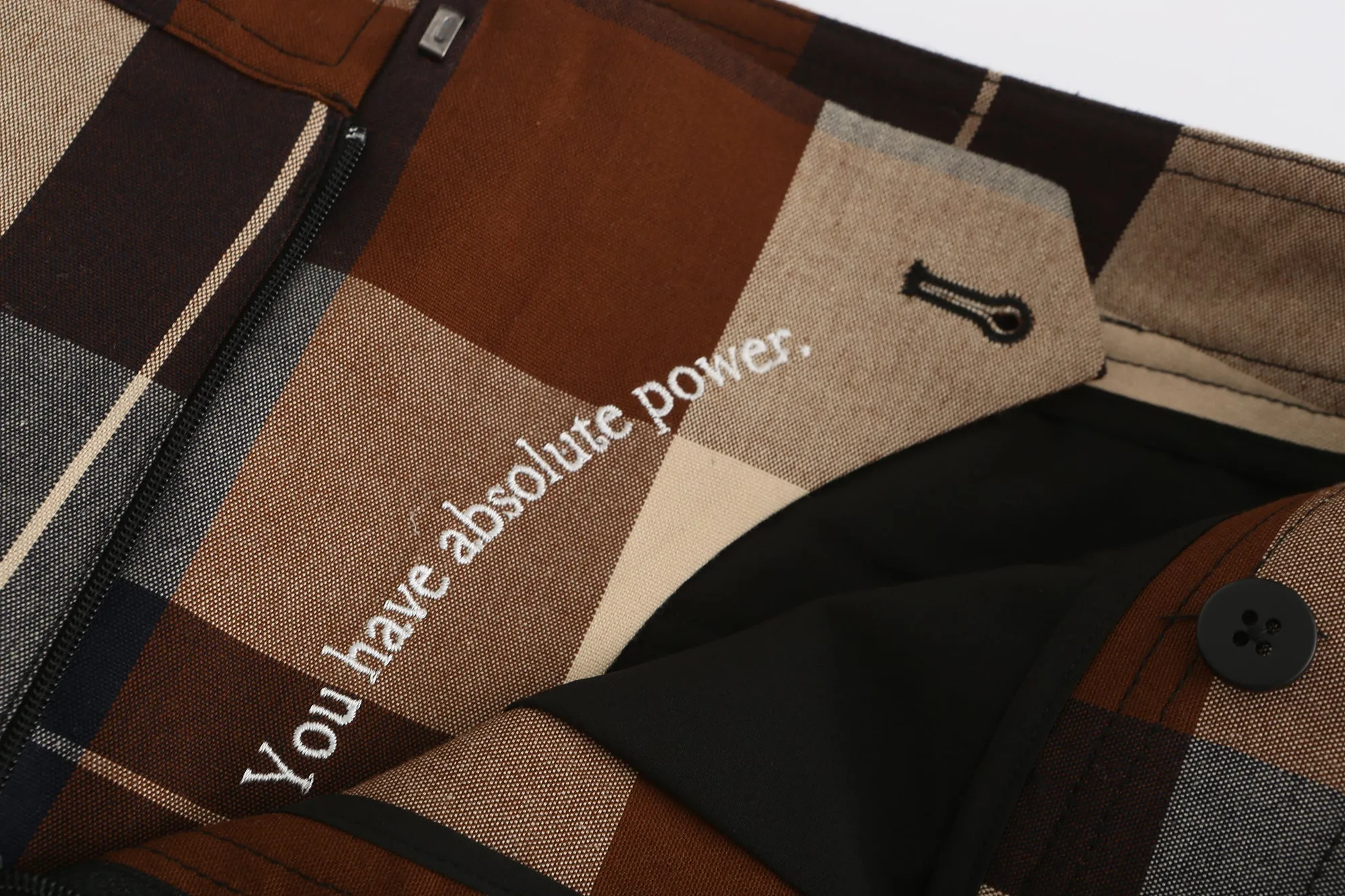Note to Self / Embroidered Tartan Plaid Pants • Brown