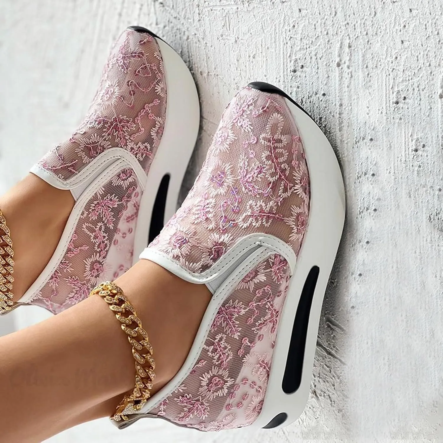 Wedge Floral Shoes Mesh Fashion Sneakers for Women Slip On Breathable Walking Shoes Women's Casual Embroidery Platform Sneakers Comfort Work Shoes High Heels Outdoor Travel Sports Shoes