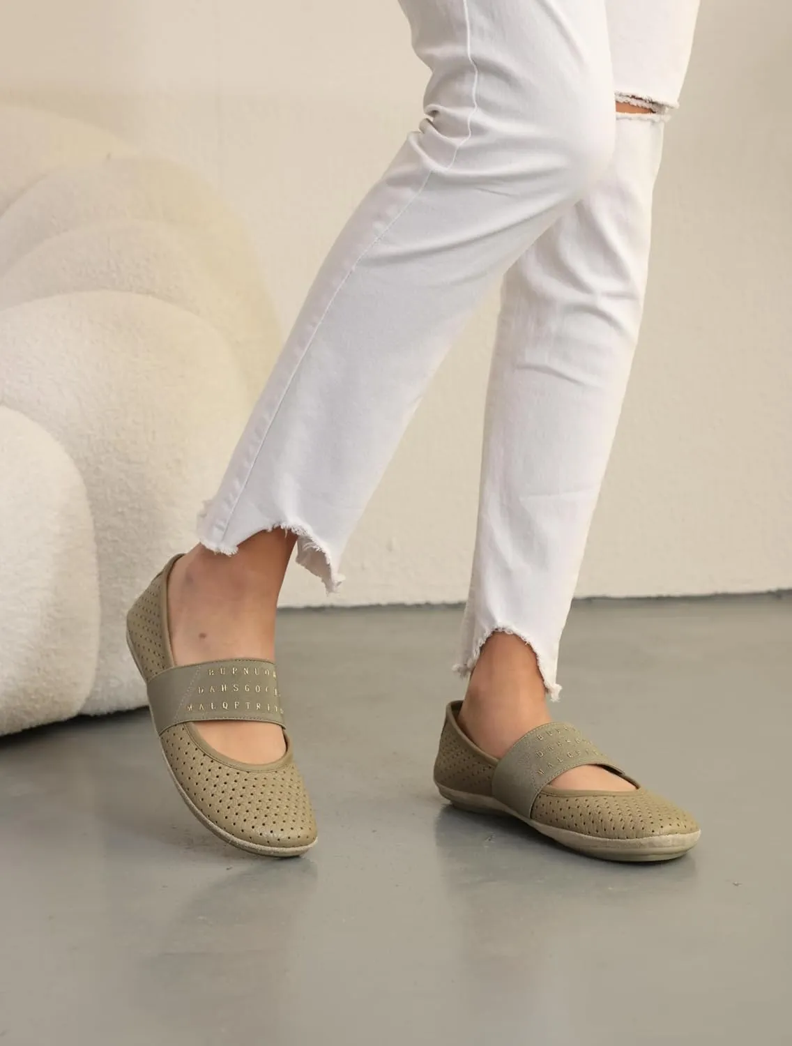 Women's Non-Slip Lightweight Soft Mary Jane Ballet Dance Casual Flats