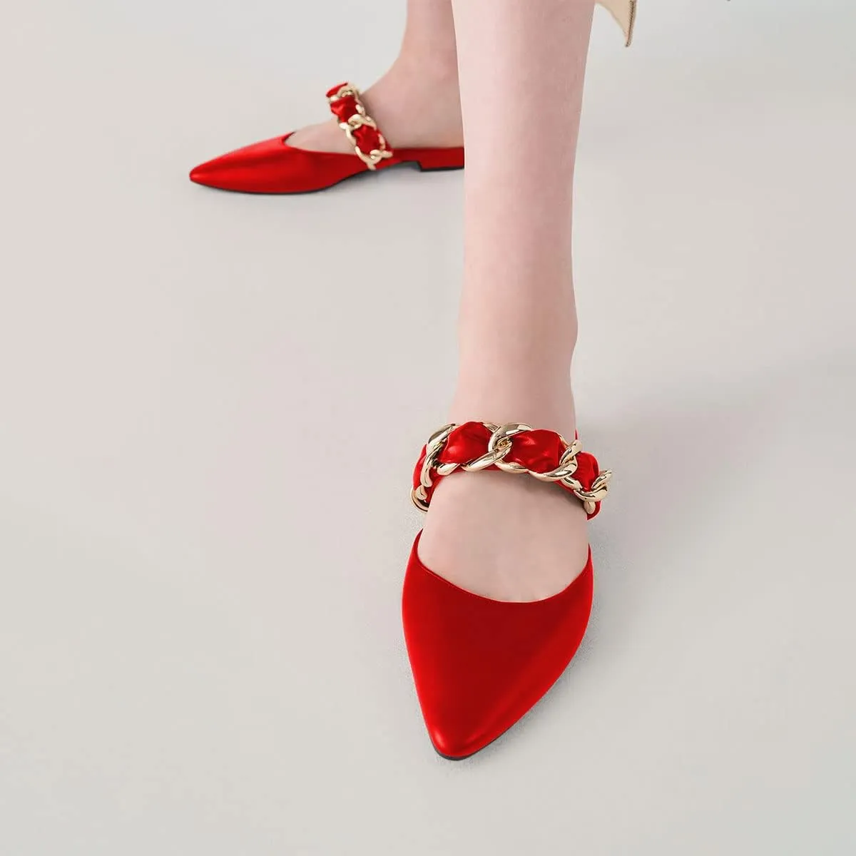 YDN Women Pointed Toe Slip on Mules Chain Strap Flats Backless Penny Loafers Casual Beach Dressy Shoes Size 4-15 US