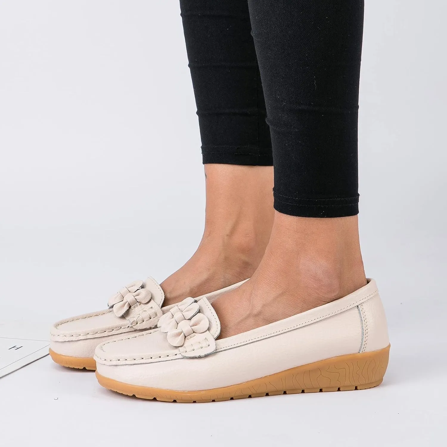 ZBYY Women's Casual Loafers Slip On Driving Loafers Comfortable Leather Outdoor Walking Flat Shoes Flat Boat Shoes