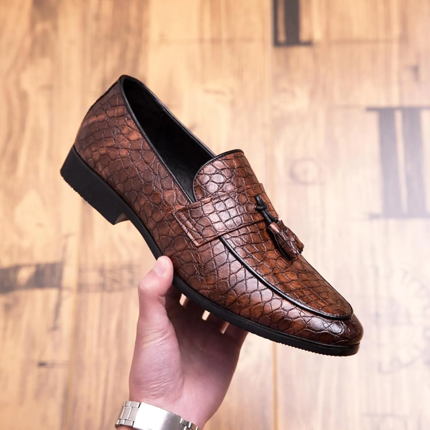 Zeberfi Men's Pattern Leather Slip On Tassel Dress Loafers Fashion Pointed Toe Low Top Non-Slip Luxury Business Formal Shoes